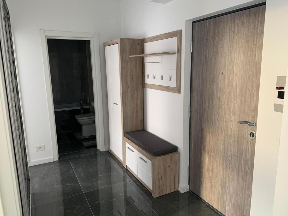 Apartament 2 Camere Prima Nufaru Oradea Eksteriør bilde